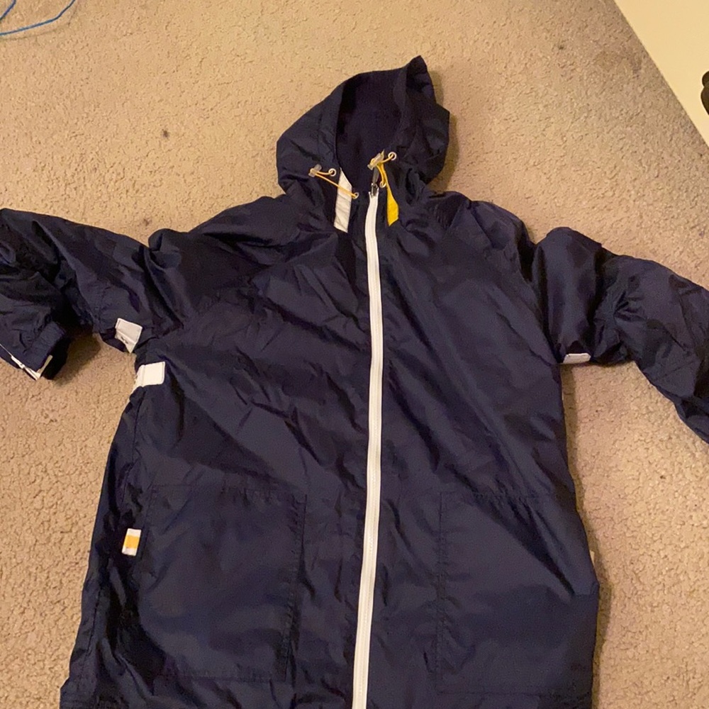 Wind breaker zip up